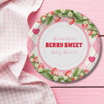 Plato De Papel Baby Shower Berry Sweet Strawberry<br><div class="desc">Aumente la experiencia de comer en la ducha de bebé con nuestras planchas de papel Baby Shower Berry Sweet Strawberry. Diseñados para complementar la temática fiesta, estos encantadores platos no sólo le dan un toque de color a la mesa, sino que también infunden cada comida con la irresistible dulzura de...</div>