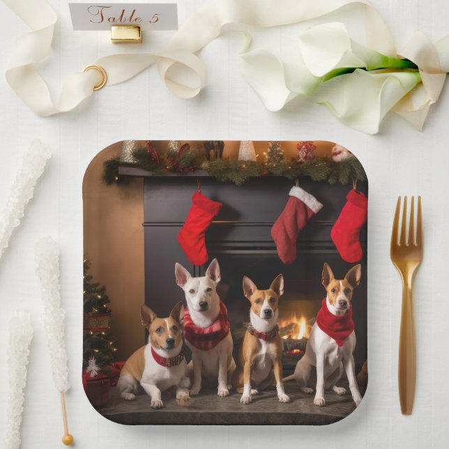 Plato De Papel Basenji junto a la Chimenea Navidad (Boda)