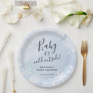 Plato De Papel Bebé está frío fuera del Baby Shower azul