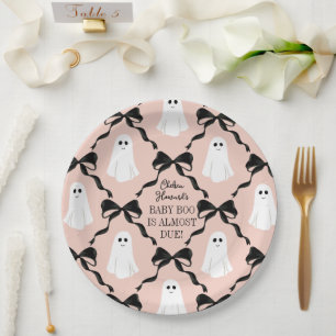 Plato De Papel Bebé rosado casi debido a fantasmas y arcos negros