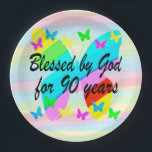 PLATO DE PAPEL BENDECIDIDO POR DIOS BUTTERFLY 90TH BIRTHDAY PAPER<br><div class="desc">A este encantador y encantador niño de 90 años le encantará celebrar que cumple 90 años con estos hermosos platos de papel de 90 años con arcoiris y mariposa de www.zazzle.com/jlpbirthday. Este niño de 90 años ha sido bendecido por Dios durante 90 años y está celebrando el amor de Dios....</div>