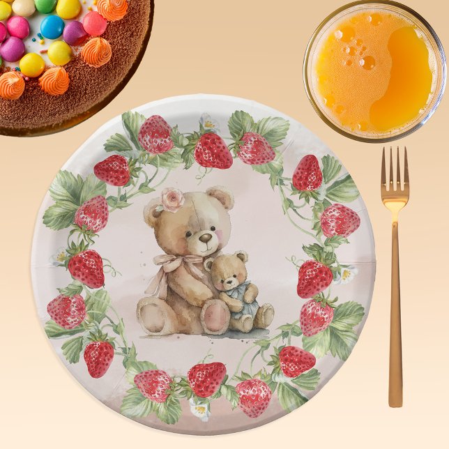 Plato De Papel Berry First Strawberry and Bear Birday (Subido por el creador)
