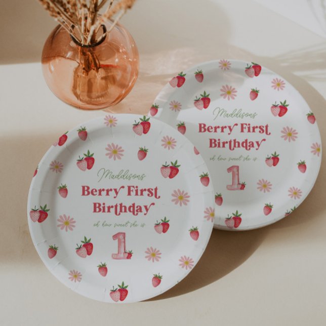 Plato De Papel Berry rosa y roja primer cumpleaños de fresa (Berry First Birthday Paper Plates)