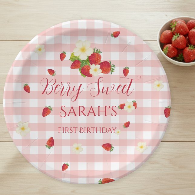 Plato De Papel Berry Sweet Strawberry 1st Birthday Party (Berry Sweet Strawberry 1st Birthday Party Paper Plates)