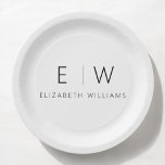 Plato De Papel Blanco negro Minimalista clásico elegante<br><div class="desc">Disfrute de su experiencia gastronómica con nuestra elegante y clásica placa Minimalista de Monograma. Este plato, de diseño meticuloso, combina a la perfección la sofisticación atemporal con el minimalismo contemporáneo, añadiendo un toque de elegancia refinada a los ambientes de las mesas. Elaborado con precisión y atención a los detalles, este...</div>