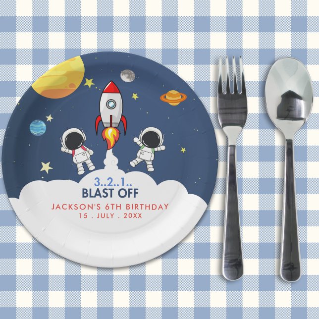 Plato De Papel "Blast Off Funny Birthday Boy with Astronaut theme (Subido por el creador)