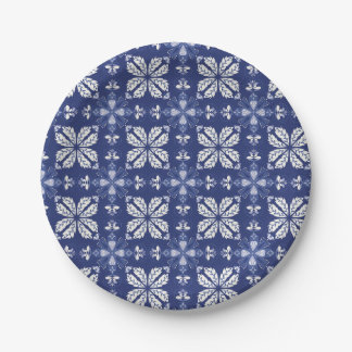 Plato De Papel Blue and white paper plate with intricate floral