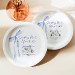 Plato De Papel Blue Bow Algo Azul Antes De Hacer Ducha Británica<br><div class="desc">Blue Bow Algo Azul Antes De Hacerlo Papel Ducha Bridal Plates Esta hermosa plancha de papel de ducha azul Bow Bridal tiene un arco pintado a mano con tipografía moderna. ¡Una manera perfecta de acentuar tu día especial! Los colores del texto y del fondo son editables >>> Pulse el botón...</div>