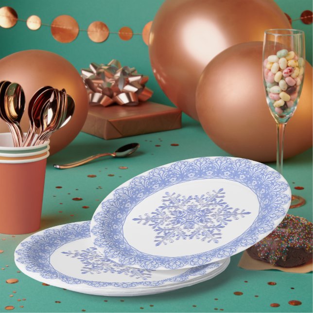 Plato De Papel Blue Winter Snowflake Lace Edge (Multi)