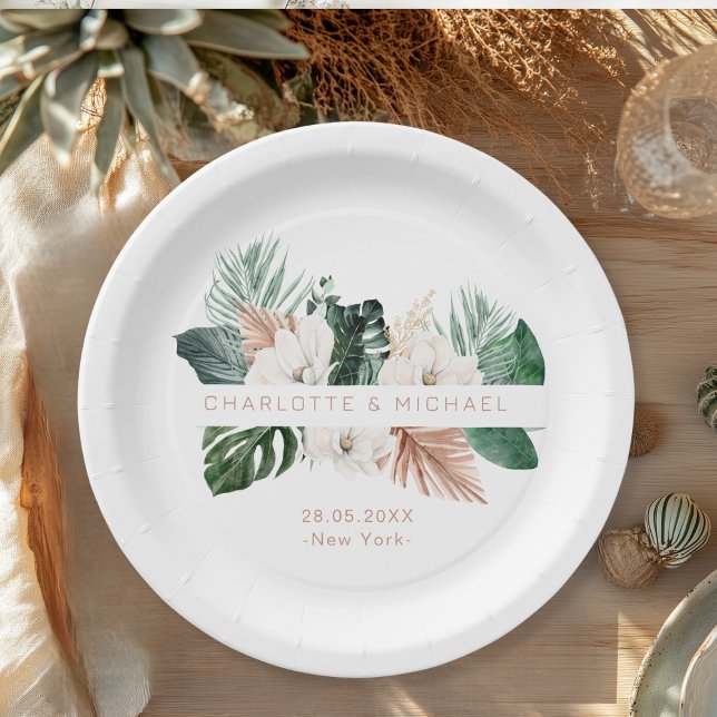 Plato De Papel Boda elegante, tropical y frondoso (Elegant, tropical, leafy wedding paper plates with your name and date.)