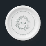 Plato De Papel Boda en monograma del Escudo de esmeralda verde mo<br><div class="desc">¡Un plato de papel boda único! ¡Nos encanta este moderno diseño de boda verde esmeralda! Sencillo, elegante y muy bonito, tiene una corona de hojas dibujadas a mano que rodea un moderno monograma boda. Está personalizado en tipografía elegante. Por último, se recorta en un marco delicado. Ver suite aquí: https://www.zazzle.com/collections/emerald_green_leafy_crest_monogram_wedding-119957580948924617...</div>