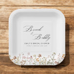 Plato De Papel Boho Wildflower Brunch & Bubbly Bridal Shower<br><div class="desc">Eleva tu ducha de novia con nuestras Placas de Papel Boho Wildflower Brunch & Bubbly, una encantadora mezcla de estilo bohemio y elegante diseño. Estos platos desechables presentan un delicado motivo de flor silvestre en una paleta de inspiración boho, ideal para añadir un toque de brillo a tu evento. Las...</div>