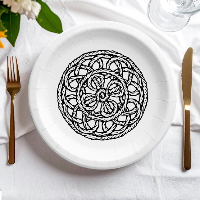 Plato De Papel Braided black and white circle (Subido por el creador)