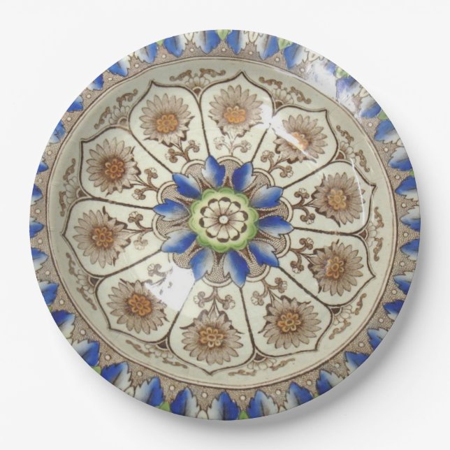 Plato De Papel Brownfield Chipre 19C policromo 9" placa de papel (Anverso)