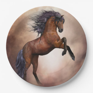 Plato De Papel Caballo marrón frisón criándose con nubes nubla