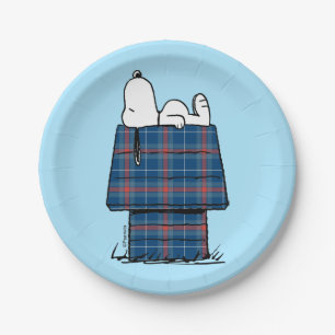 Plato De Papel Cacahuetes   Snoopy Plaid Flannel Holiday Dog Hous