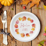 Plato De Papel Cae Boda de otoño enamora en caída<br><div class="desc">Esta suite boda está decorada con una hermosa cascada. Usted puede personalizar todo el texto. Elementos de coordinación disponibles.</div>