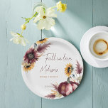 Plato De Papel Caer en el amor boho calabaza girasol ducha de nov<br><div class="desc">Caída en el amor boho tierra burgundy solomillo girasoles pampas césped ducha de novia monograma papel impreso personalizado planchado girasoles personalizados decoración de mesa de ducha de novia</div>