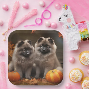 Plato De Papel Calabaza deslumbrante de Keeshond Puppy Autumn