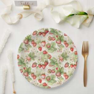 Plato De Papel campo de fresas maduras, rojas