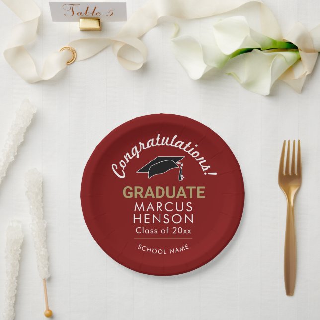 Plato De Papel Cap de graduación de felicitaciones rojas (Boda)