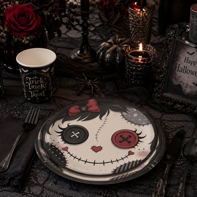 Plato De Papel Cara de muñeca de ojo de botón gótico Halloween ro (Subido por el creador)