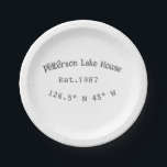 Plato De Papel Casa del lago. Fecha año personalizado coordenadas<br><div class="desc">Diseño</div>