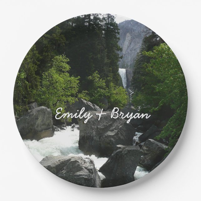 Plato De Papel Cataratas vernales a la distancia en Yosemite (Anverso)