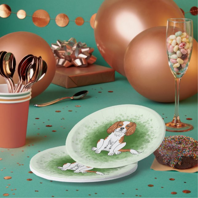 Plato De Papel Cavalier King Charles Spaniel Blenheim Sobre Verde (Multi)