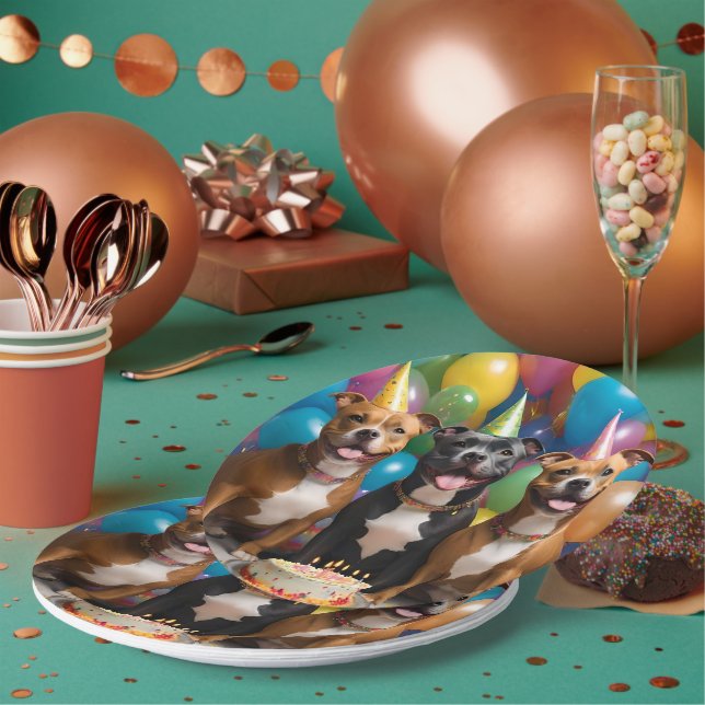 Plato De Papel Celebración de Staffy: Fiesta de cumpleaños con pa (Multi)
