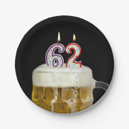 Plato De Papel Cerveza de 62 años con vela