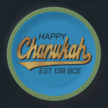 Plato De Papel Chanukah Happy Retro Green Trim<br><div class="desc">Chanukah Happy Retro Green Trim Paper Plates. Reemplace el texto por su propio mensaje. Usa tu estilo de fuente, color y tamaño favoritos. Los colores de fondo se pueden cambiar. Gracias por detenerse y ir de compras. ¡Muy apreciado! ¡Feliz Chanukah/Hanukkah! Tamaño y estilo: Placa de papel redonda de 9" Lanzamiento...</div>
