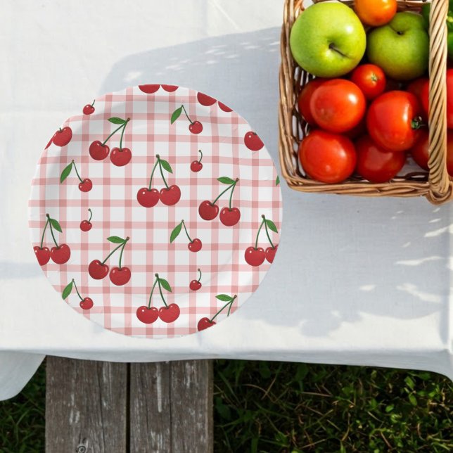 Plato De Papel Cherry Themed Paper Plate Set with Pink Checkered  (Subido por el creador)