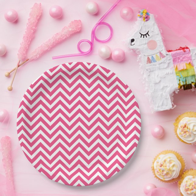 Plato De Papel Chevron blanco y rosado caliente (Fiesta)