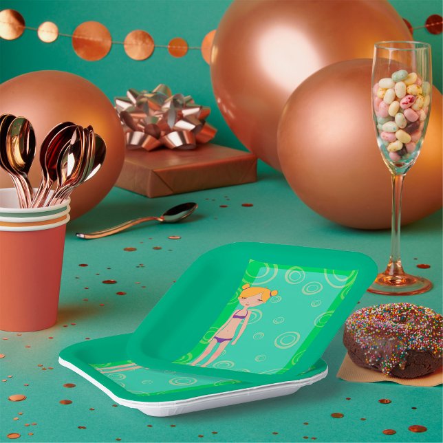 Plato De Papel Chica de Bikini (Subido por el creador)