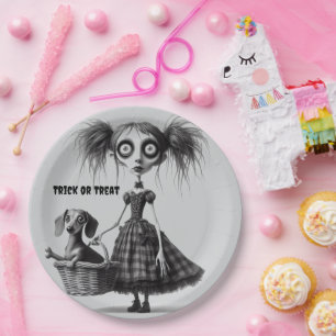 Plato De Papel Chica gótica alta y flaca de ojos grandes