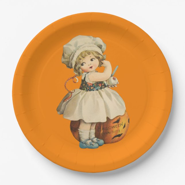 Plato De Papel Chica tallando Halloween de Apple (Anverso)