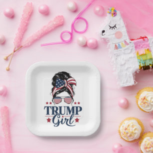 Plato De Papel Chica Trump Moño Desordenado Trump 2024 Elección A