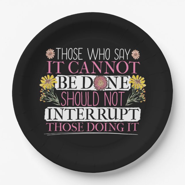 Plato De Papel Cita de líder feminista empoderada (Anverso)