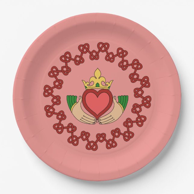 Plato De Papel Claddagh y Red Knotwork sobre rosa (Anverso)