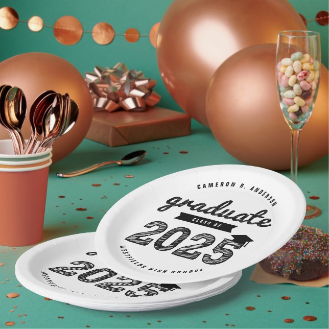 Plato De Papel Clase De Fiesta De Graduación De Esbozo Negro 2025 (Multi)