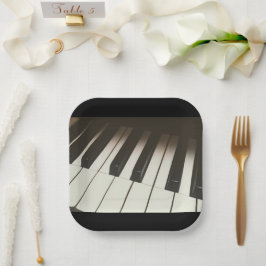 Plato De Papel Claves de piano - Elegante fotografía en blanco y 