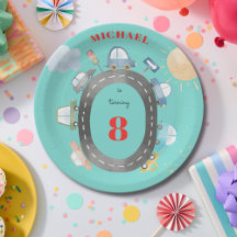 Coches y vehículos en la carretera cumpleaños de n