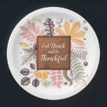 Plato De Papel Comer a beber y estar agradecido<br><div class="desc">Esbozos de hojas de otoño y otoño y bayas con acento marrón,  coralino,  dorado y verde de estos platos de papel con Té,  Bebé y Agradecimiento en letras de moda. Perfecto para los regalos de Acción de Gracias,  otoño o otoño. COINCIDIENDO con los artículos de nuestra tienda.</div>
