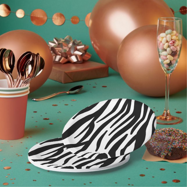 Plato de papel con estampado de cebra en blanco y  (Multi)