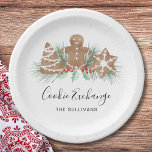 Plato De Papel Cookie Exchange<br><div class="desc">Este plato de papel Fiesta Cookie Exchange está decorado con galletas acuáticas,  vegetación festiva y bayas. Personalizable fácil. Porque creamos nuestra obra de arte no encontrarás esta imagen exacta de otros diseñadores. Acuarela original © Michele Davies.</div>