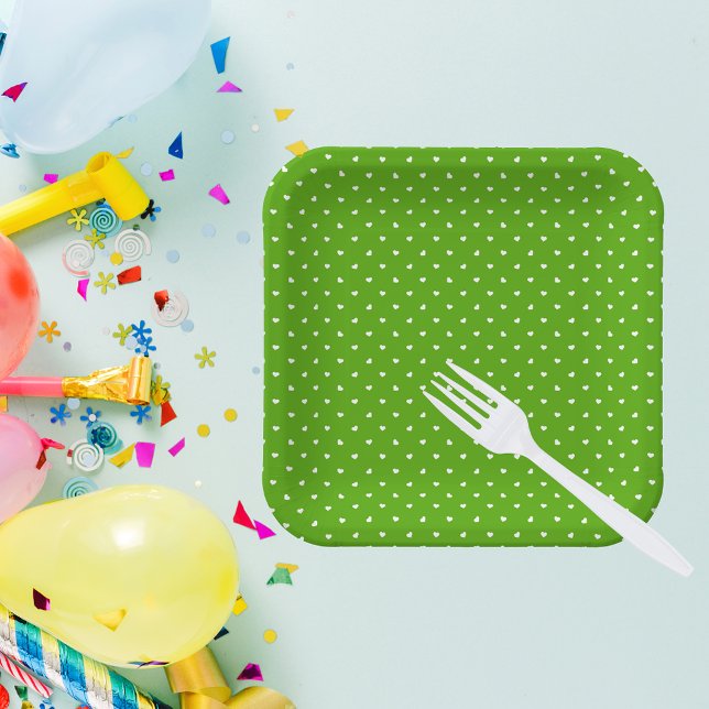 Plato De Papel Corazones pequeños en verde brillante (Subido por el creador)