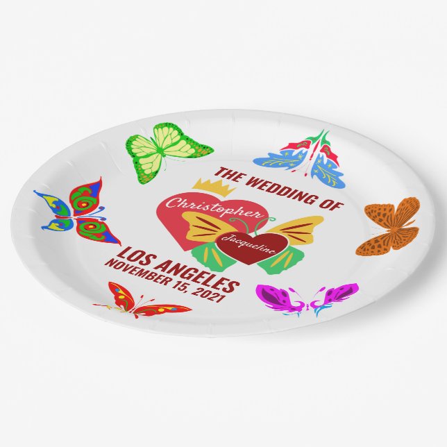 Plato De Papel Corazones rojos, mariposas alegres (Angular)