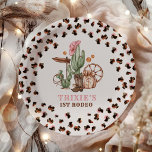 Plato De Papel Cowgirl Wild West Primera fiesta de cumpleaños de<br><div class="desc">¡Yee Haw! Chicas de vaca. La Colección de Rodeo del Lejano Oeste es una perfecta mezcla de encanto rústico y glamour de las niñas,  que mezcla el espíritu tradicional de la vaquera con un toque de sofisticación rosada. Crea un aspecto cohesivo con decoración,  vajilla y accesorios coordinados.</div>