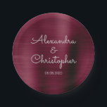 Plato De Papel Cranberry Burgundy Boda o recepción<br><div class="desc">Cranberry Borgoña y platos de papel para la cena de boda o de recepción a medida. El texto de las polvorientas placas azules simples y elegantes de Marsala se puede actualizar y personalizar con tu nombre y fecha de boda.</div>